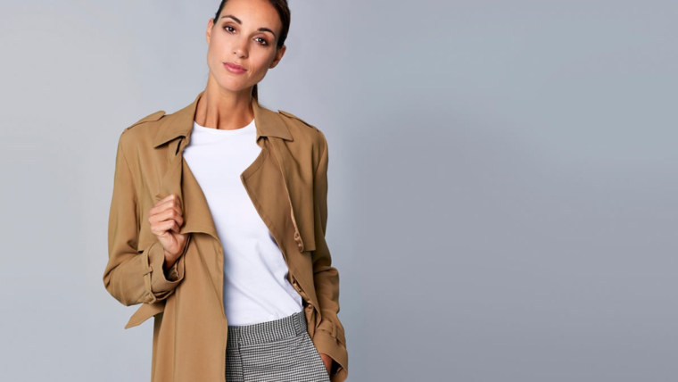 Look minimalista feminino com visual sofisticado