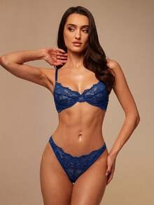Conjunto de Lingerie com Renda