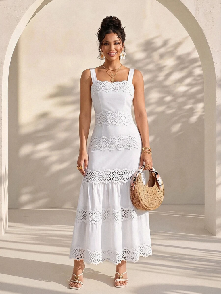 Vestido Midi com Recortes