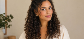 Penteados para Cabelo Cacheado: 20 Ideias para o Dia a Dia